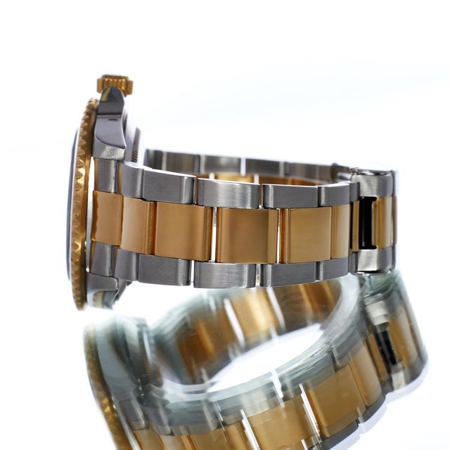 Rolex Submariner 16613 Image 2